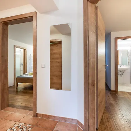 Rickys Apartmán Flachau